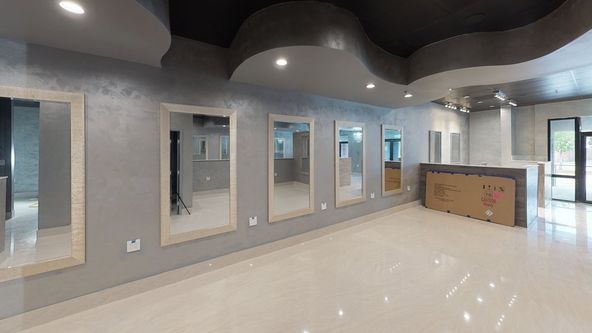 Retail or Office on West Esplanade: 4650 W Esplanade Ave, Metairie, LA 70006